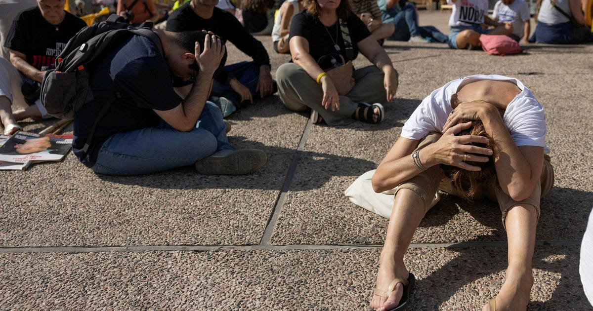 Trauma Bands: Smartwatches Worn by Israelis Tracked the Emotional Pain of October 7