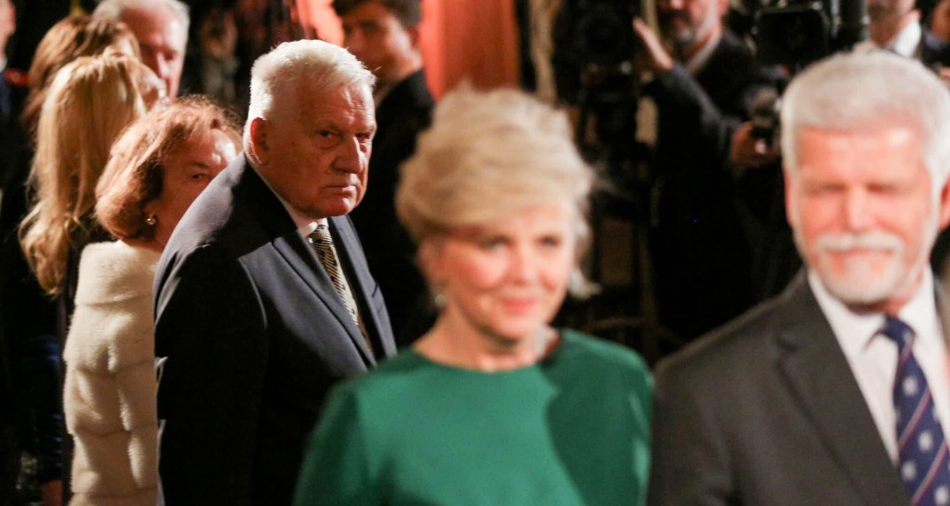 Probuďte se, nový meme formát dropnul!