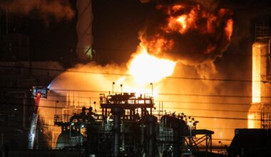 Chevron fire could raise California gas prices by up to 20 cents