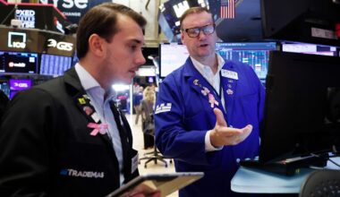 Wall Street and FTSE fall as IMF warns UK inflation to rise to highest in G7