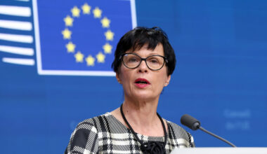 "Open negotiations with Ukraine and Moldova by November"