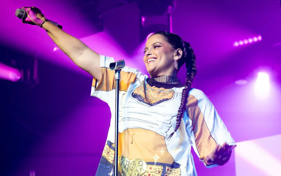 Nelly Furtado performed at Manchester Pride wearing a 'toned tummy' shirt dress