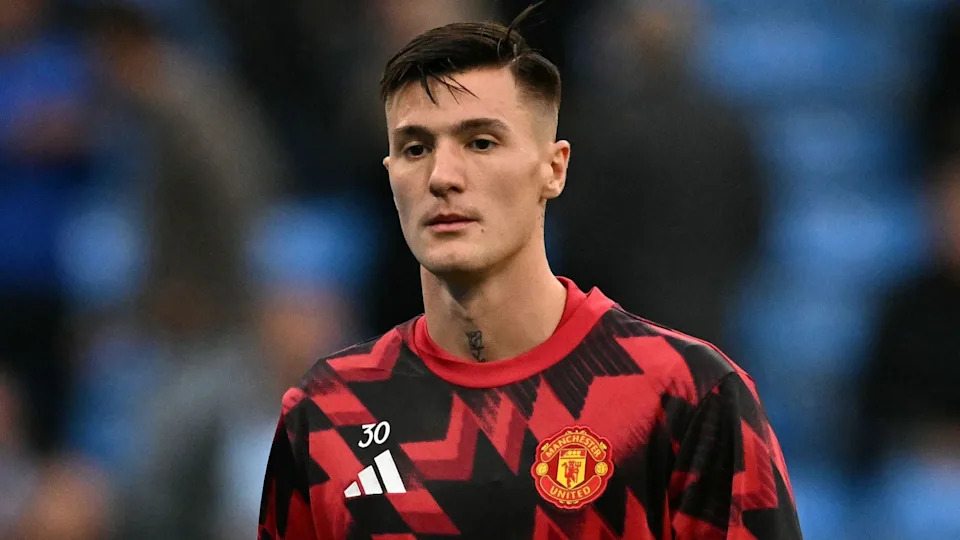 Slovenia boss issues warning to Sesko