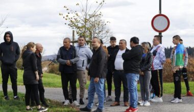 'Pred volitvami župani pridejo v naselja in obljubljajo izboljšave, ko pa se volitve končajo, smo pozabljeni'