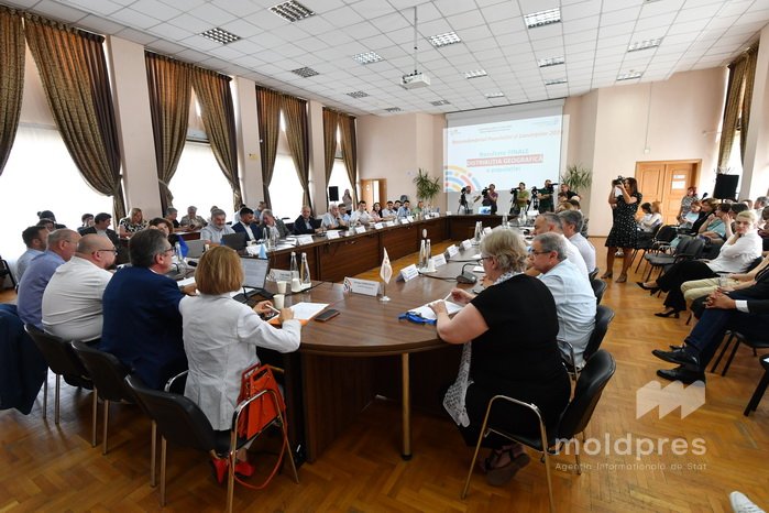 National Statistics Bureau presents data on ethnic, cultural characteristics of population