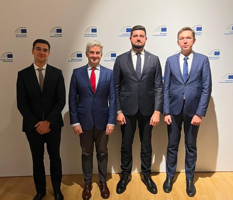 Moldovan energy minister, more officials discuss strengthening regional energy security, accelerating Moldova's integration into European energy market in Luxembourg
