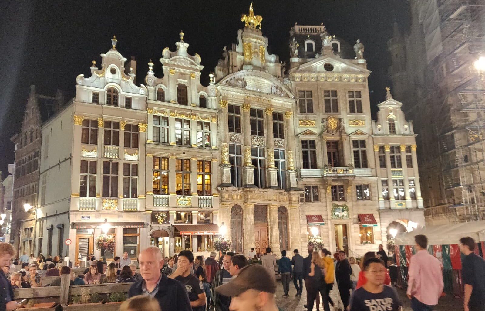 Brussels famous Grand Place. OC.