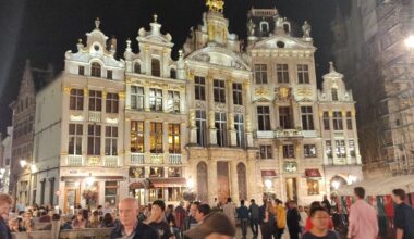 Brussels famous Grand Place. OC.