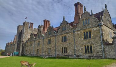 Are British ppl the worst whiners online? Always complaining their country is a sh*thole and moving to UAE when England literally looks like this, or is it because they just don't want to pay taxes?