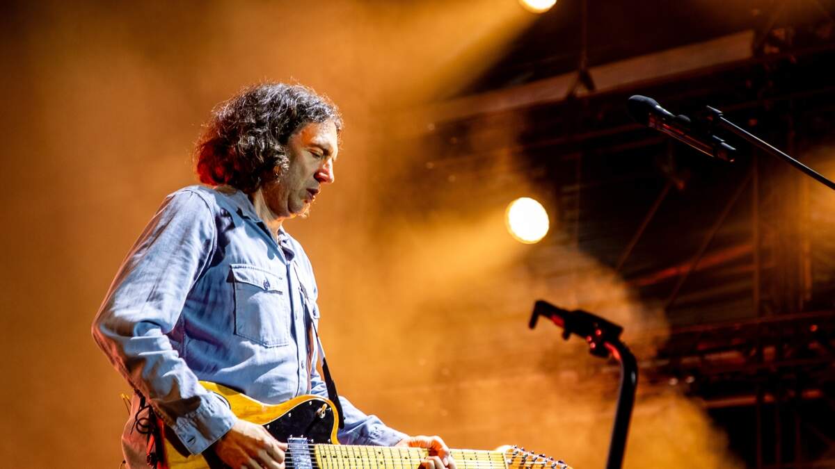 Singer Gary van Snow Patrol.