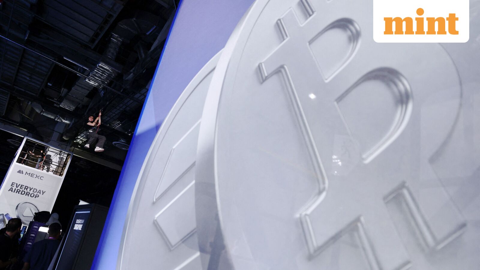 The best way to invest in Bitcoin without actually buying cryptocurrency