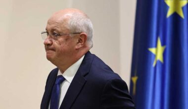 Moldova's New PM: Pro-EU Munteanu Takes Office