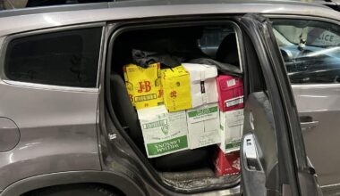 The two alcohol smugglers did not have a valid driving licence.