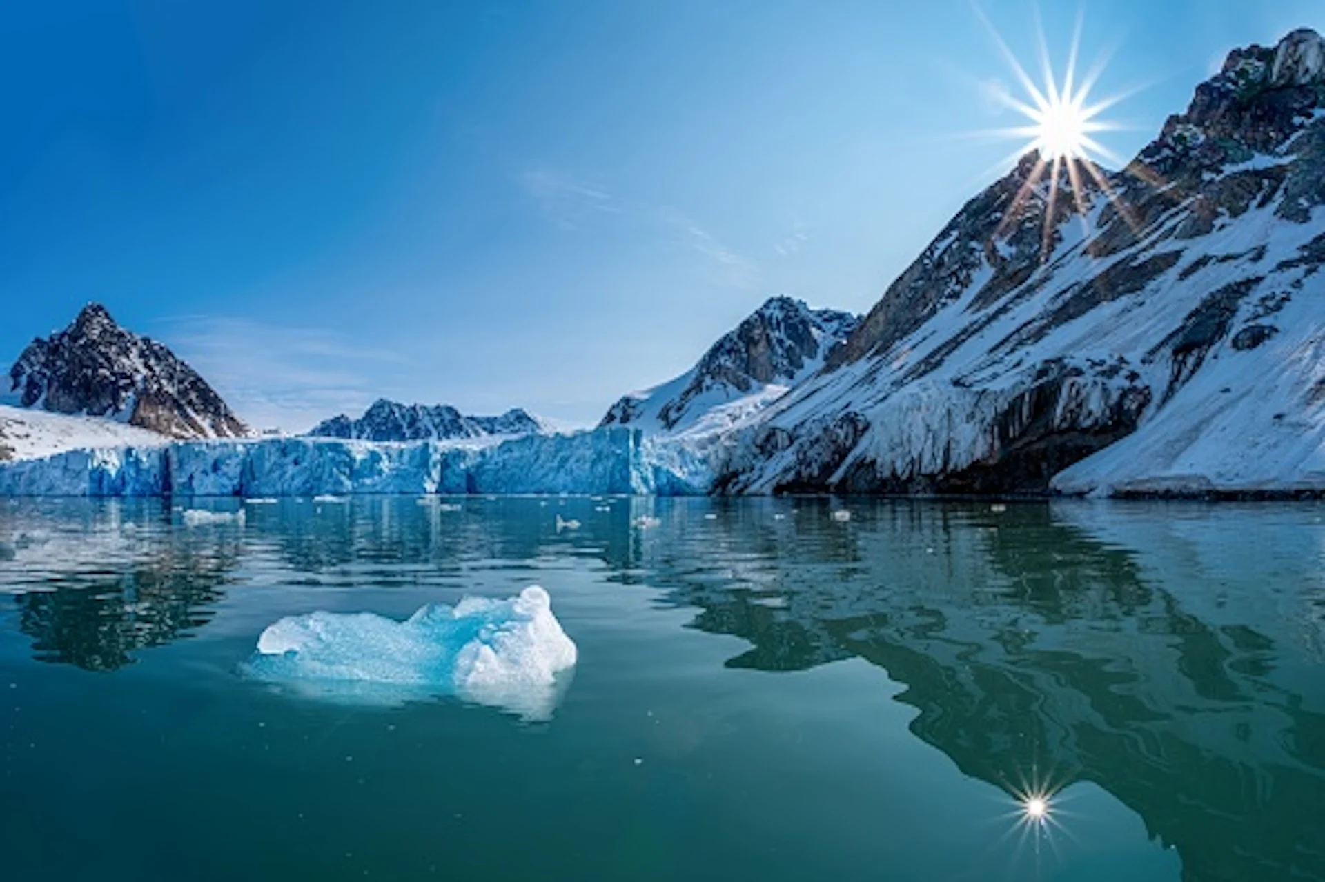 Arctic sea ice/Getty Images/Frank Gunther/2220213277-170667a