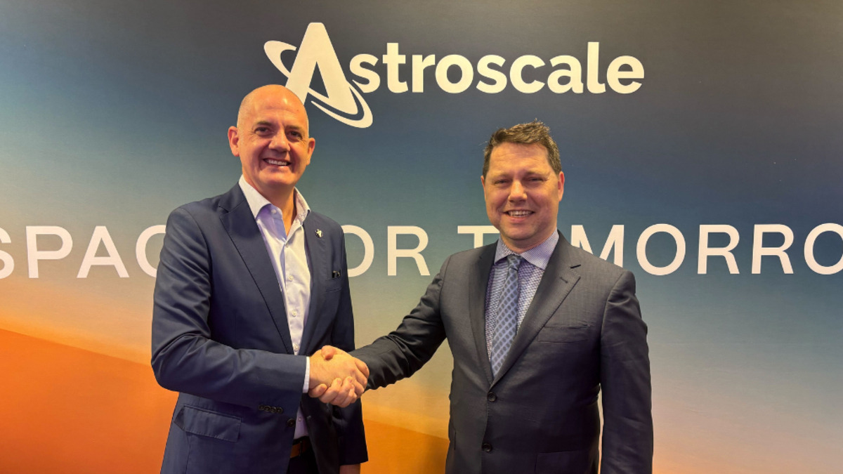 Astroscale and HEO MOU signing Source Astrospace