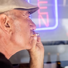 Fernando Fernández, oncólogo, sobre la nueva ley anti tabaco: “Llevará a que España sea el país de Europa con más fumadores”