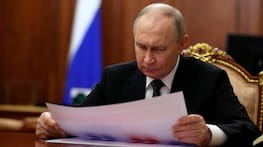 May 5, 2025, Moscow, Moscow Oblast, Russia: Russian President Vladimir Putin, reads a report as he listens to Moscow Mayor Sergei Sobyanin, during a face-to-face meeting at the Kremlin, May 5, 2025 in Moscow, Russia. Moscow Russia - ZUMAp138 20250505_zaa_p138_006 Copyright: xVyacheslavxProkofyev/KremlinxPoox