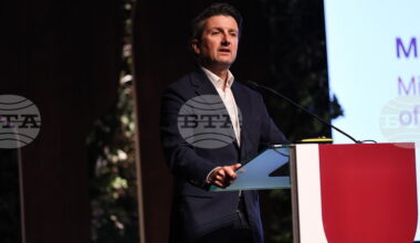 Bulgaria Accepts Responsibility of Hosting One of World's Largest Tourism Conferences, Says Minister Borshosh