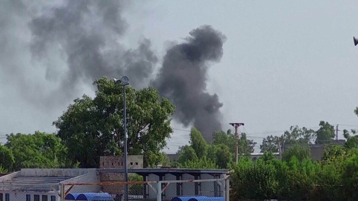 Taliban–Pakistan border clashes escalate amid failed airstrike and India’s growing strategic role