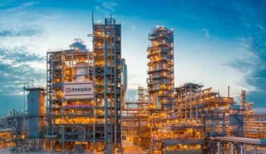 Ukrainian Drones Attack Russia’s Fourth-Largest Oil Refinery - Militarnyi