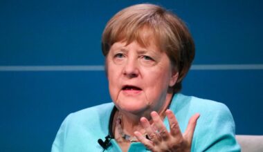 Germany's Merkel Rebuked by Poland, Baltic States Over Ukraine Comments