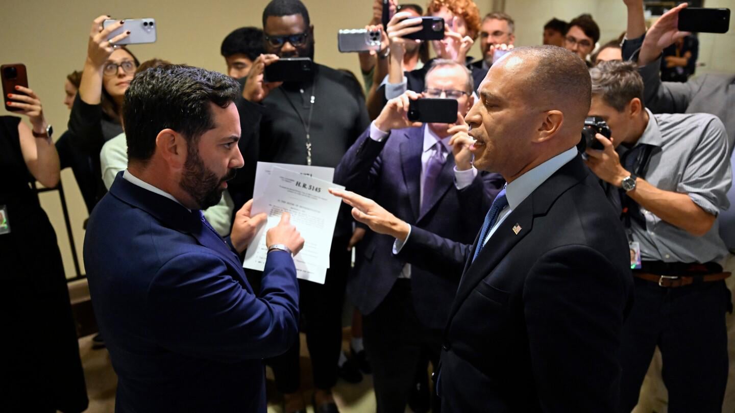 Frustrated lawmakers say lack of trust is making it harder to end the government shutdown