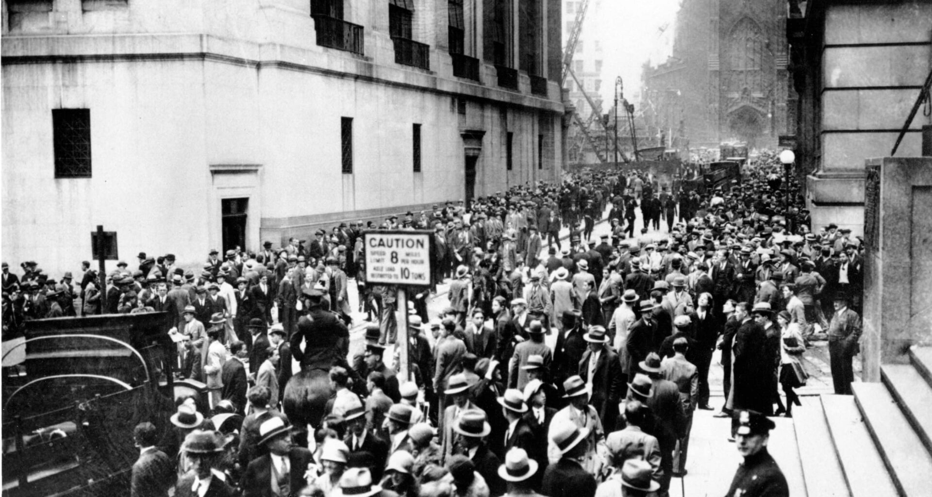 Crowd gathering on Wall Street in New York after the Wall Street crash late October 1929.