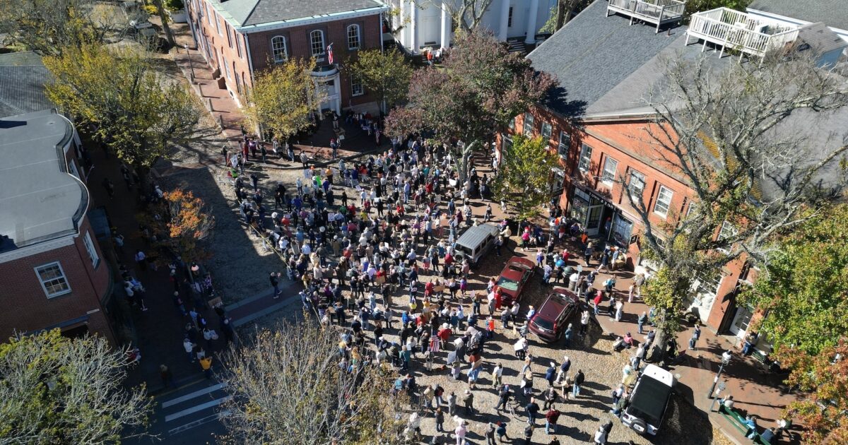 Nantucket Current | Hundreds Protest Trump On Main Street During "No…