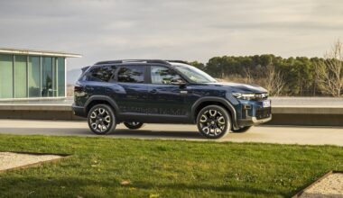 Dacia Bigster: Στην Ελλάδα η νέα έκδοση βενζίνης – LPG, oι τιμές