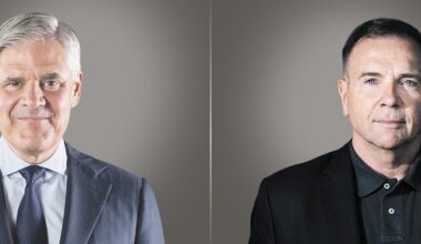 Former Bundesbank board member Andreas Dombret (left) and former US General Ben Hodges.