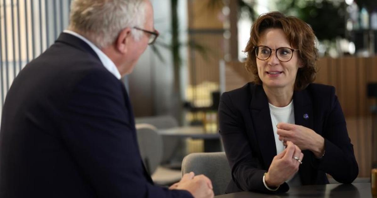 Commissioner Roswall hosts high-level talks on simplifying laws