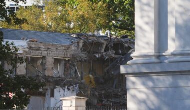 The White House starts demolishing part of the East Wing to build Trump's ballroom