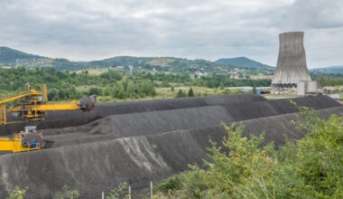 EU allows Romania to delay shutdown of coal plants until end-2029