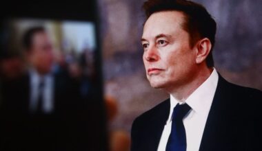 Trump's Tariffs Backfire, China Stays Silent, Marc Andreessen Backs Musk's $10T Plan And More: This Week In Economy - JPMorgan Chase (NYSE:JPM)