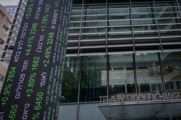 Tel Aviv Stock Exchange soars after hostage deal and Gaza ceasefire