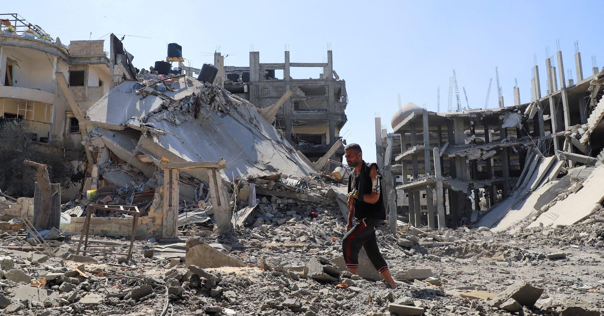 Joy in Israel and Gaza after ceasefire announced