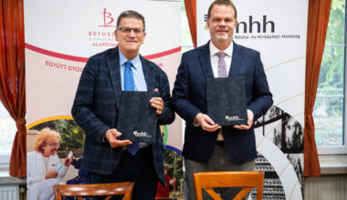 Együttműködés a gyermekek egészséges digitáliseszköz-használatáért