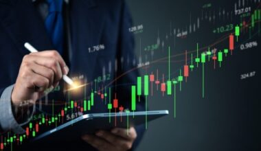 'Einstein Of Wall Street' Peter Tuchman Urges Young Investors To Stop Buying Stuff, Start Investing In Stocks For Lifelong Wealth - Vanguard S&P 500 ETF (ARCA:VOO)