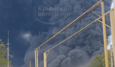 (10) Ukraine war latest update: Drone strike leaves Russian oil terminal in Crimea burning, 16 tanks damaged