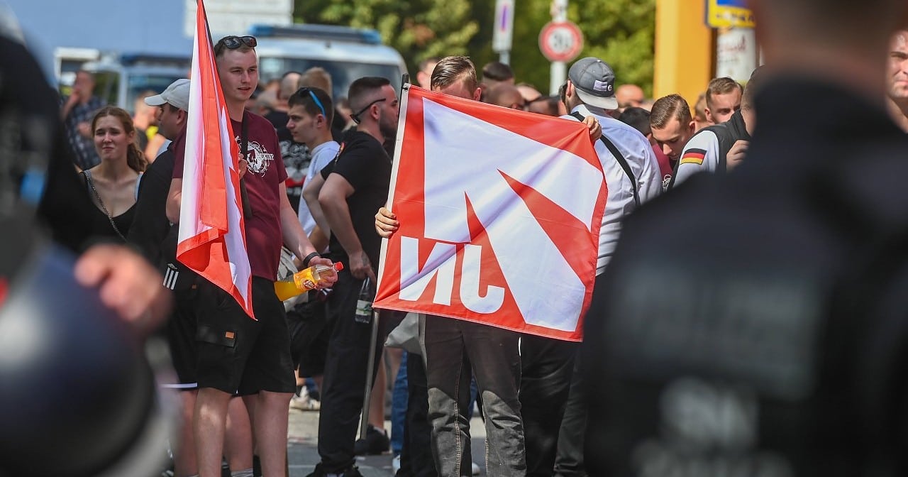 Germany's Federal Government: Young Far-Right Extremists Singled Out for Anti-LGBTQ Agitation