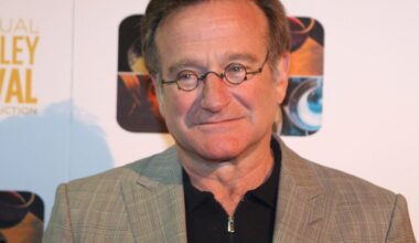 Robin Williams' daughter says 'stop sending me AI videos of Dad' because it's 'disgusting' and 'not what he'd want'