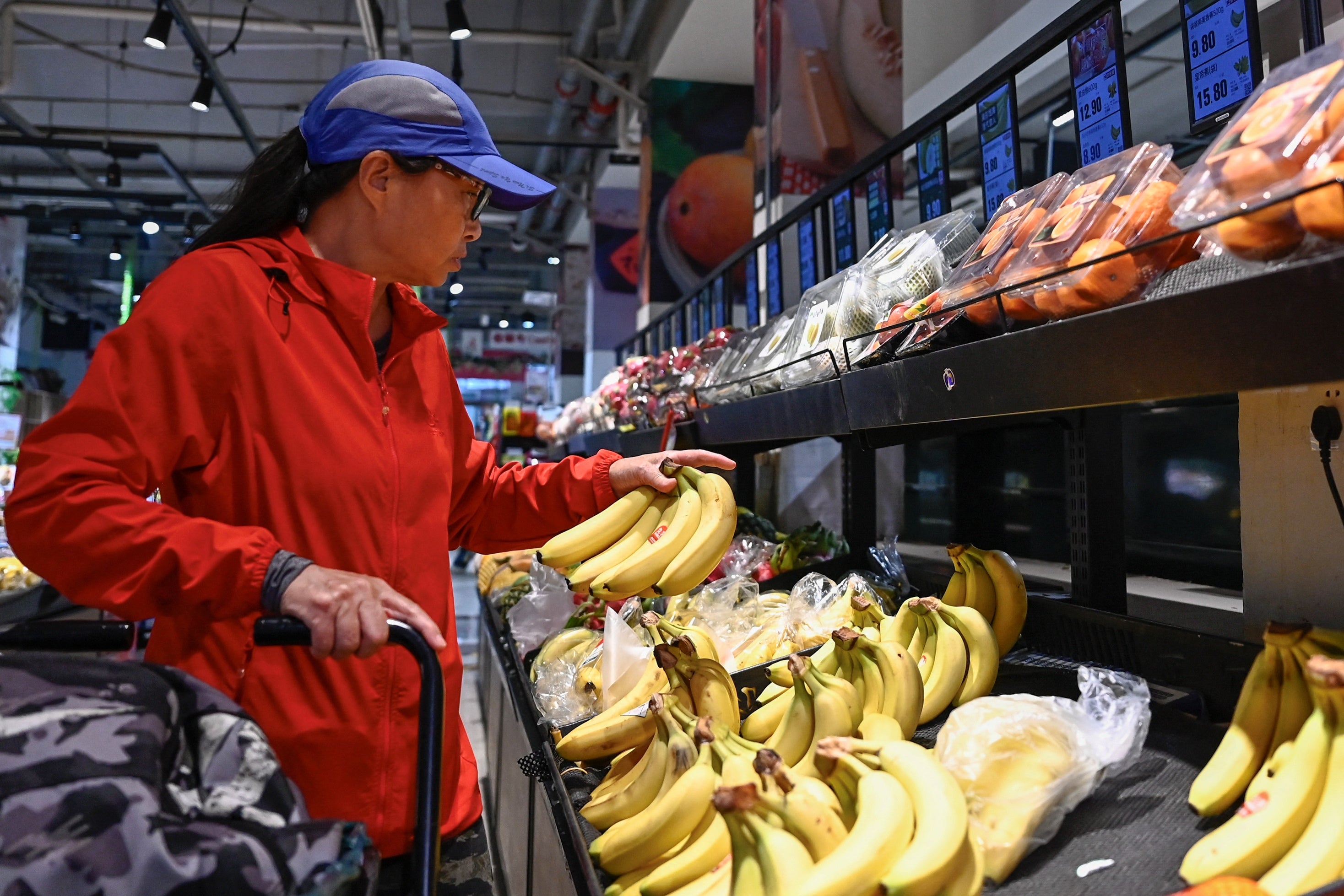 The U.S. announced last Friday a carve-out for long-term charterers of China-operated vessels carrying U.S. ethane and LPG, deferring the port fees for them through December 10.