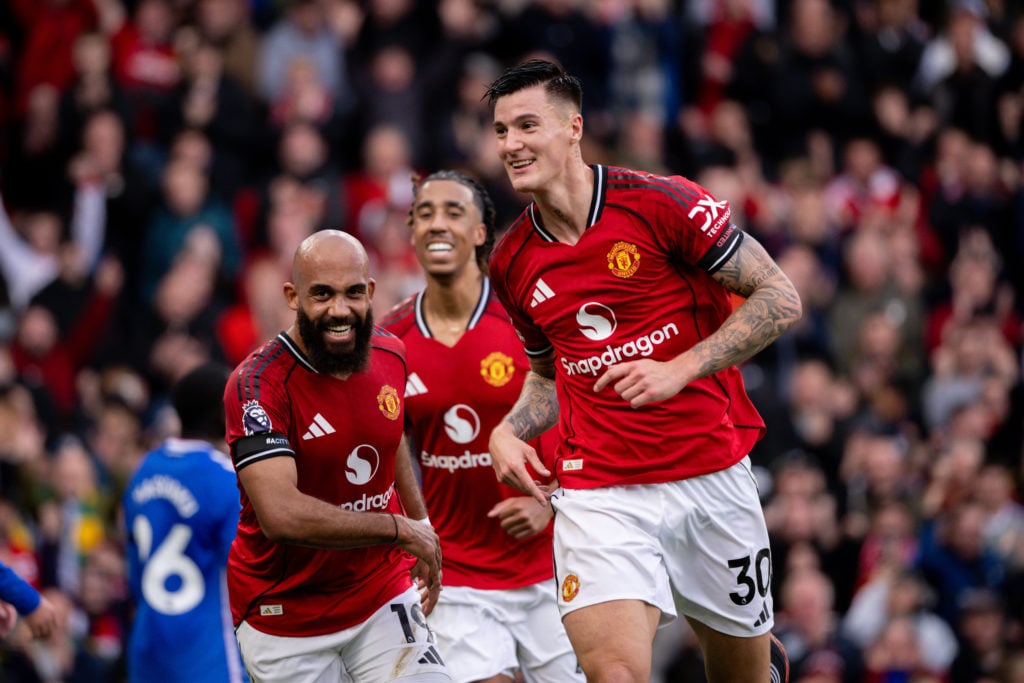 Benjamin Sesko celebrate scoring a goal in Manchester United's victory against Sunderland at Old Trafford