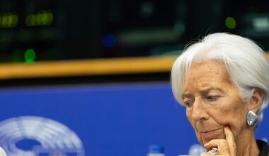 ECB union sues bank over attempts to silence union reps – POLITICO