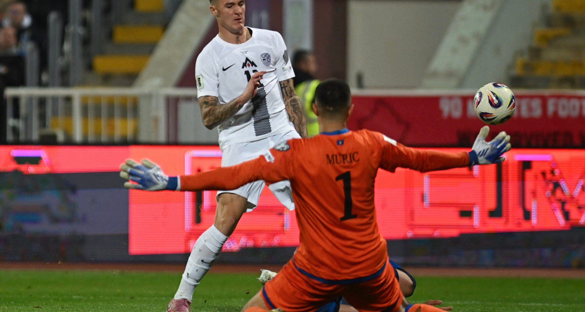 Man United should be really worried after what Slovenia's boss just said about Benjamin Sesko