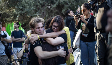 Israelis gather at Hostages Square