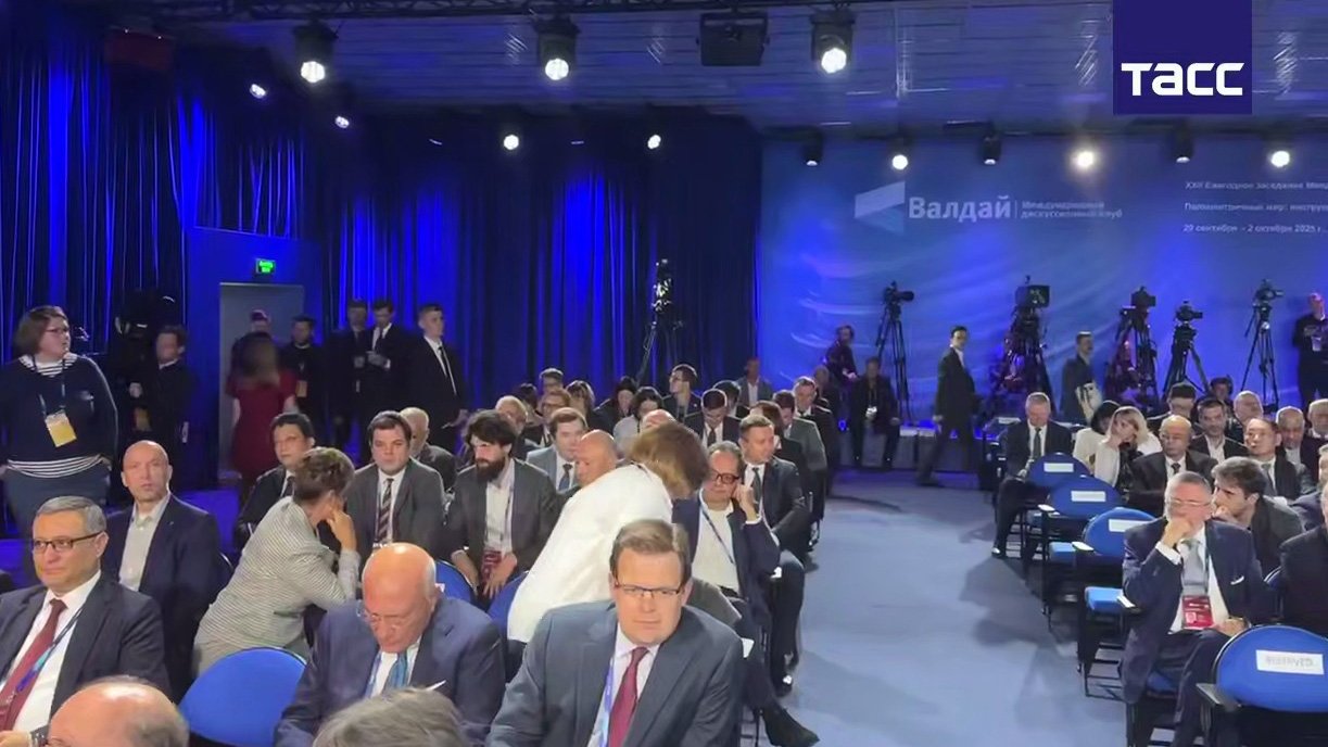 Glenn Diesen, Vladimir Putin | Glenn Disen på plass for å høre Vladimir Putin tale