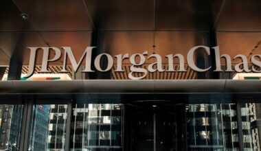 JPMorgan plots expansion into hot Canadian technology banking sector