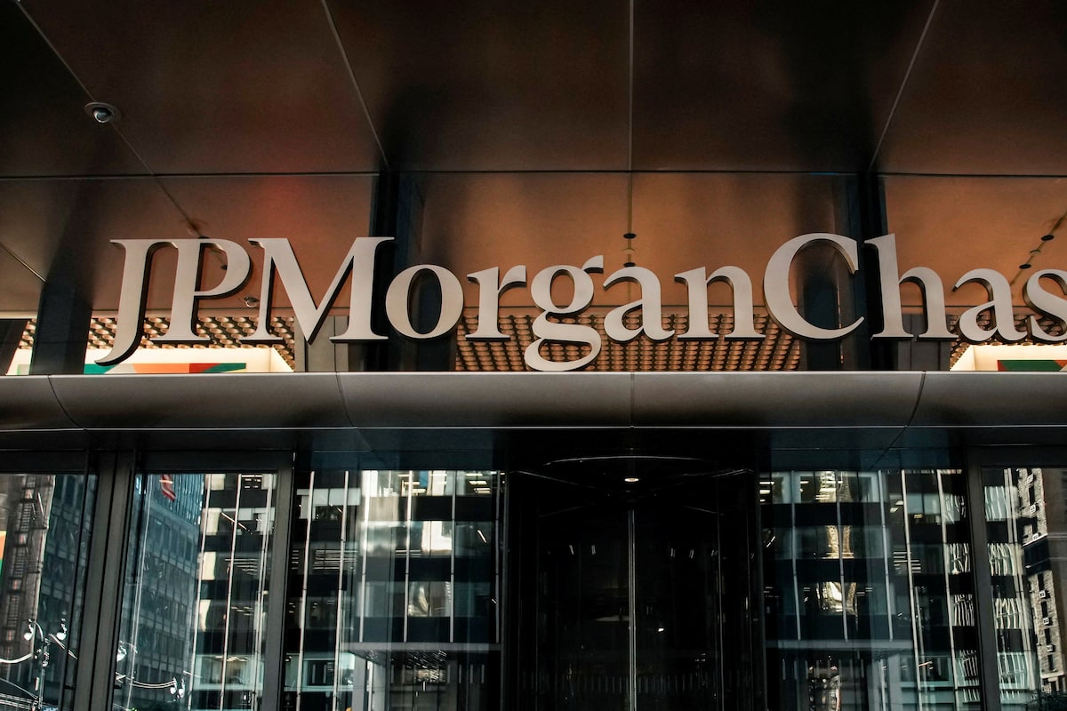 JPMorgan plots expansion into hot Canadian technology banking sector