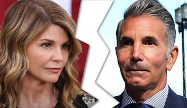Lori Loughlin, Mossimo Giannulli Separate